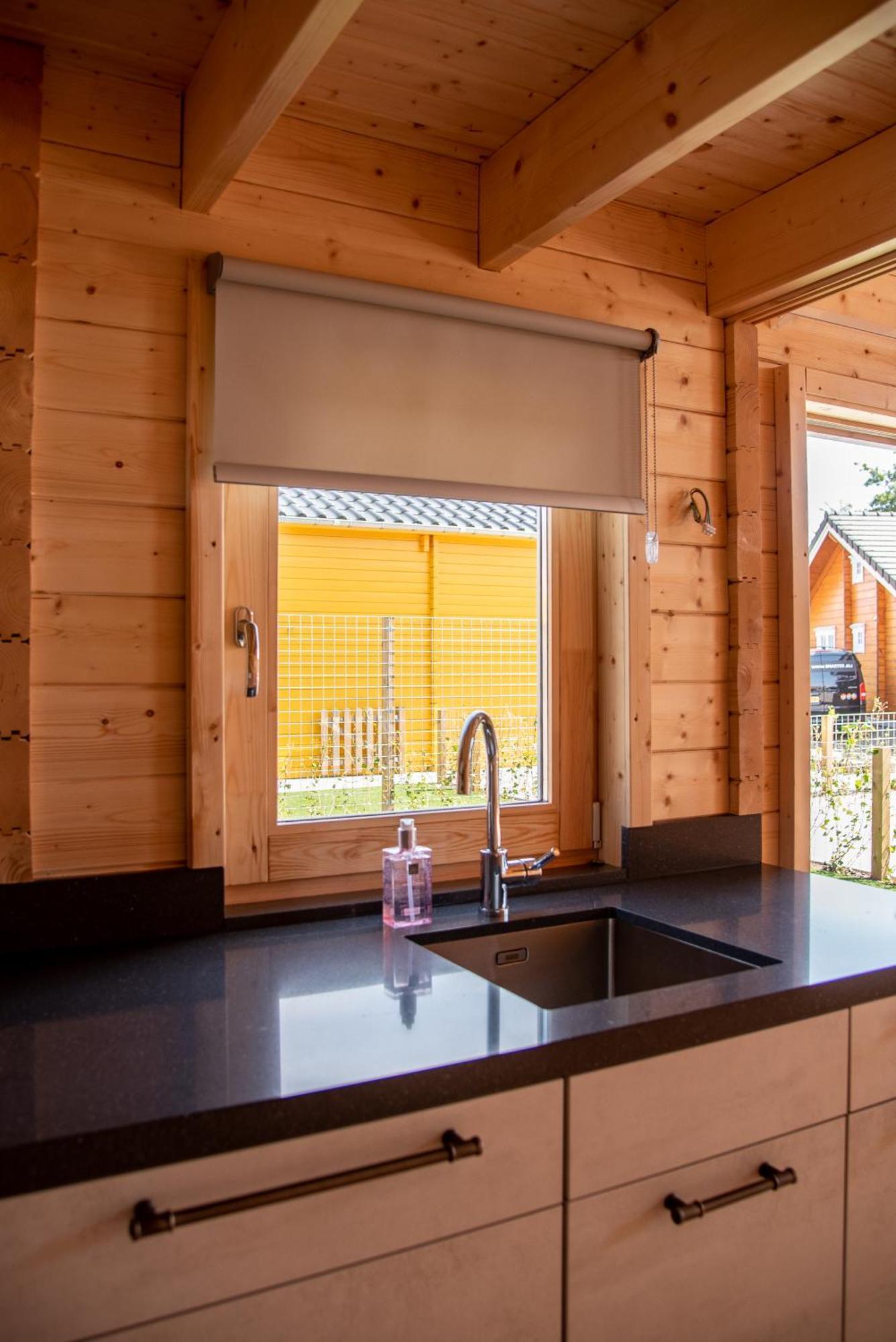 Luxe Chalets In Zeeland Aan De Kust Sint-Annaland Extérieur photo